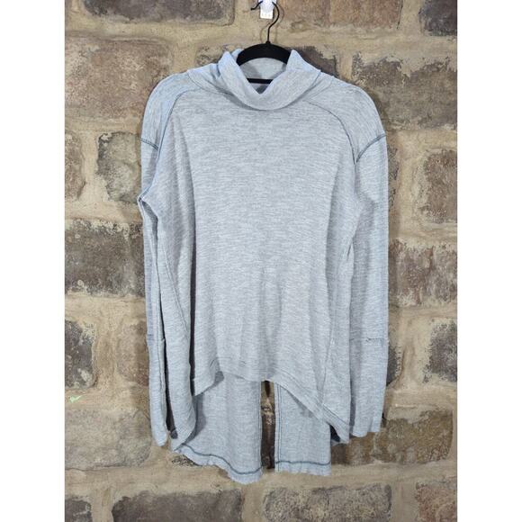 Free People We the Free Top Tara Split Back Turtleneck Oversized Woman's‎ XS - Picture 2 of 12